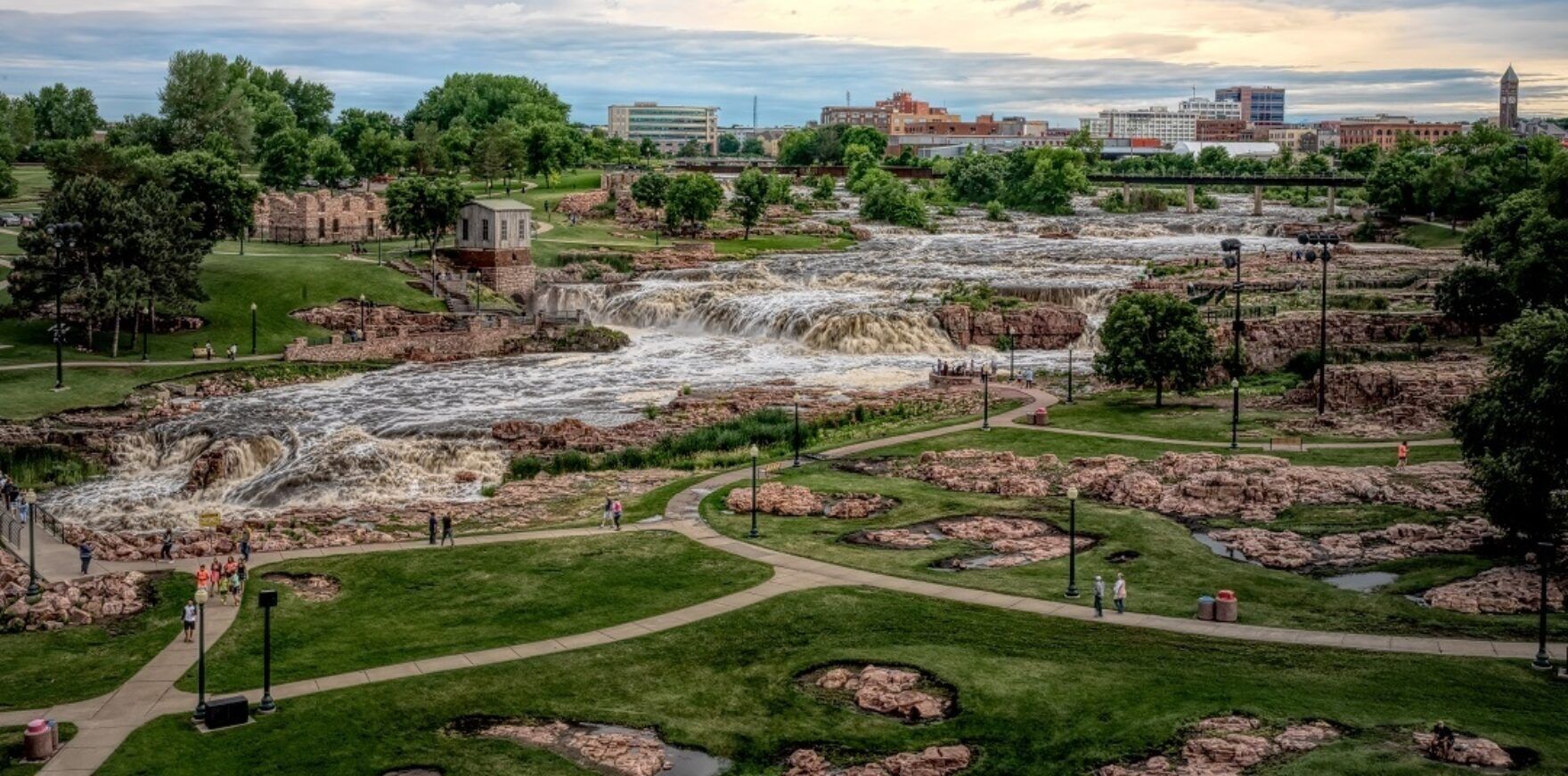 1. Falls Park, Sioux Falls
